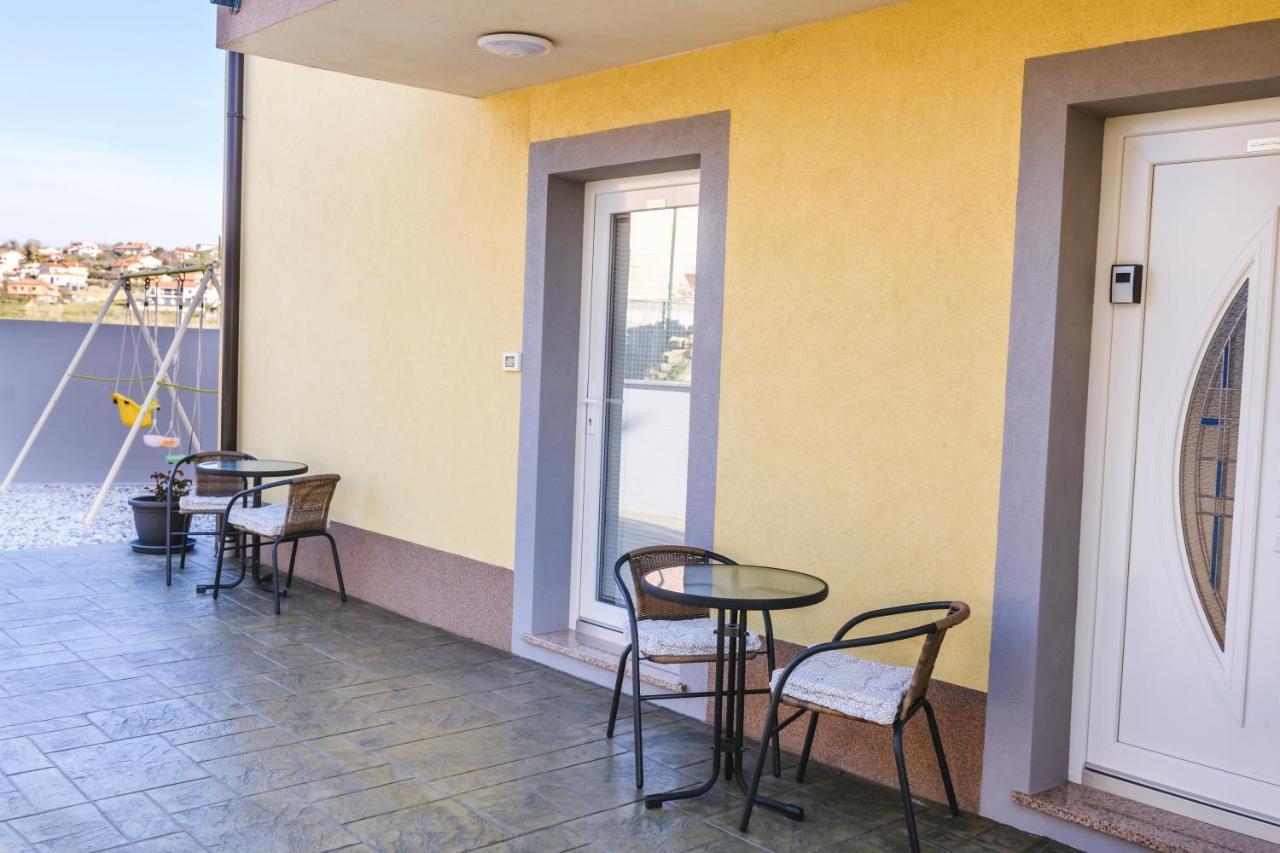Apartments Mirela Koper Exterior photo